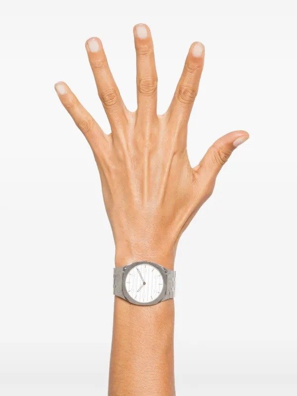 Gucci 25H 38mm Ultra-Thin Luxury Watch