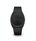 Gucci 25H 38mm Ultra-Thin Luxury Watch