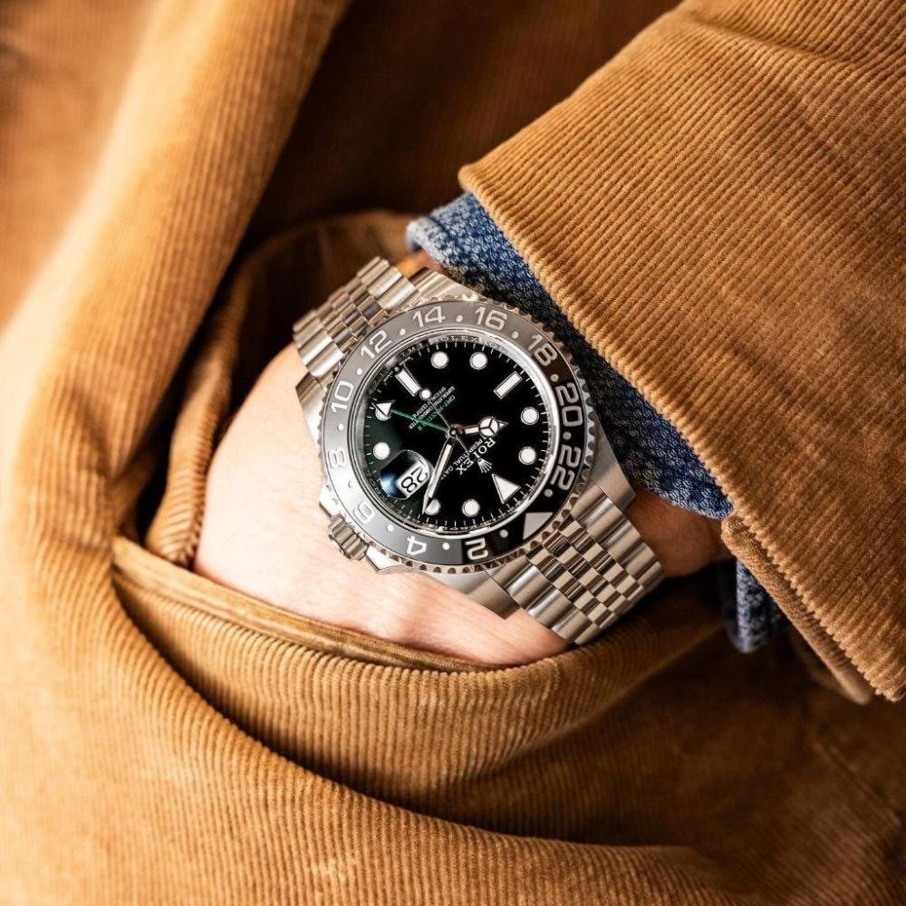 Rolex GMT-Master II Professional Series – Automatic Movement