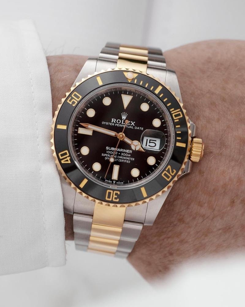 Rolex GMT-Master II Professional Series – Automatic Movement