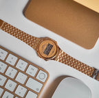 A CASIO VINTAGE UNISEX ROUND BRACELET IN GOLD